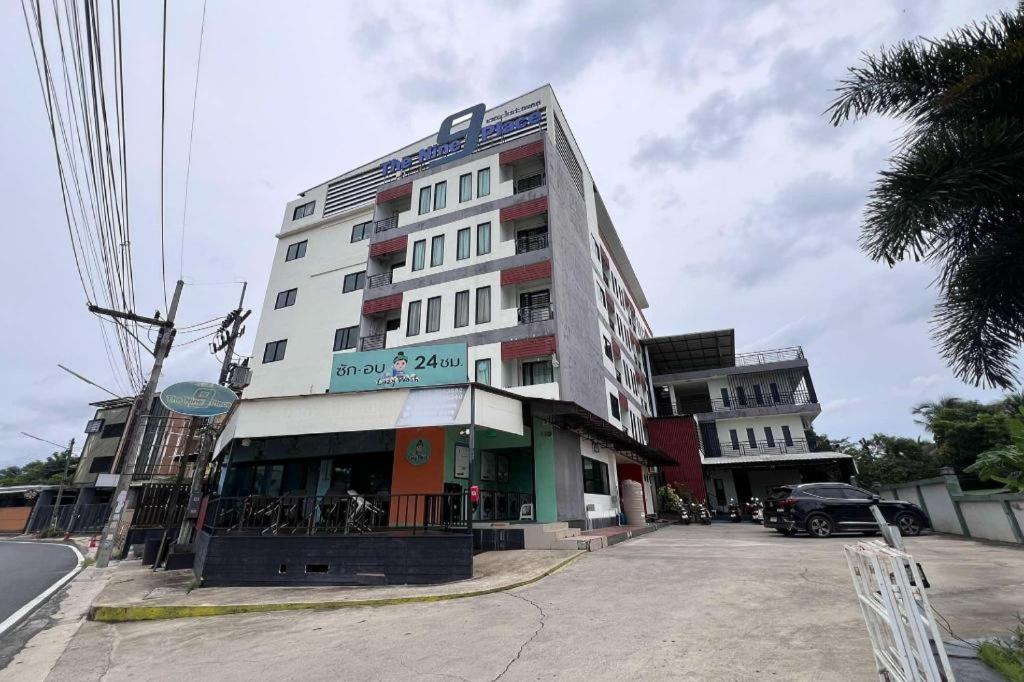 เดอะ ไนน์ เพลซ Hotel หาดใหญ่ ภายนอก รูปภาพ